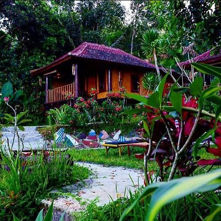 Апартаменти Sky Garden Lombok Тетебату Екстер'єр фото