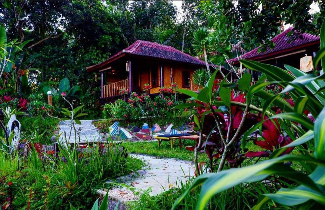 Апартаменти Sky Garden Lombok Тетебату Екстер'єр фото