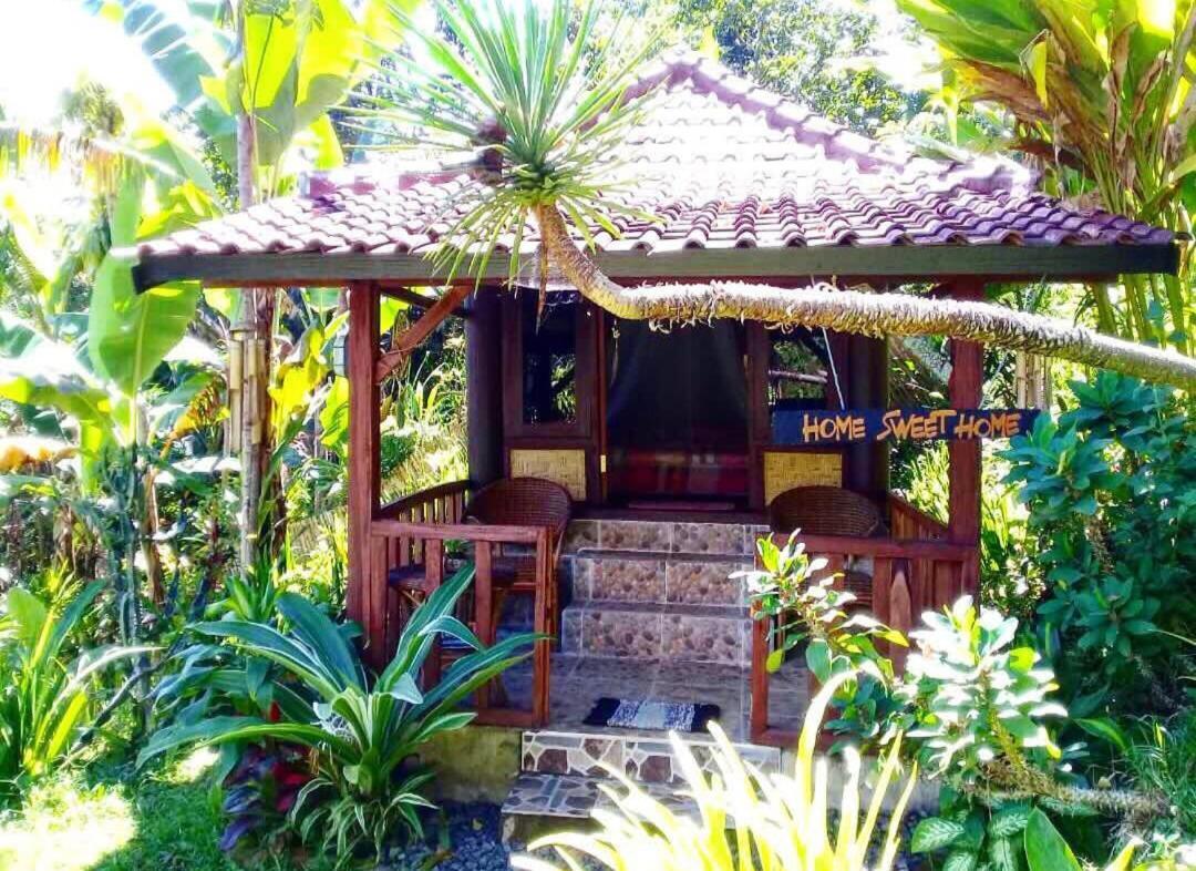 Апартаменти Sky Garden Lombok Тетебату Екстер'єр фото